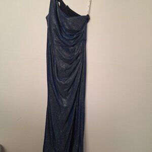 Jules & Cleo One Shoulder Glitter Metallic Pleated Dress